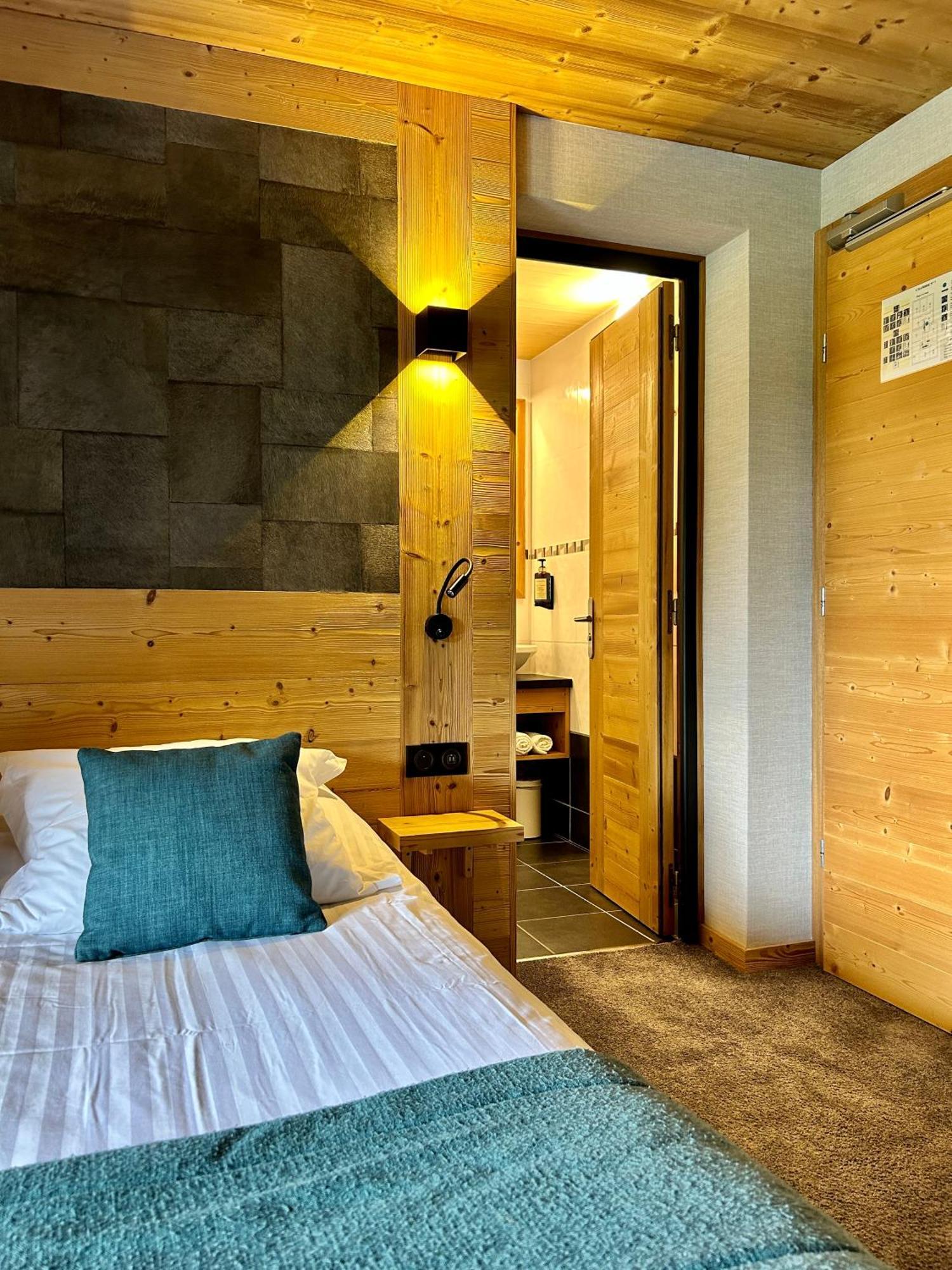 Hameau Des Prodains - Hotel