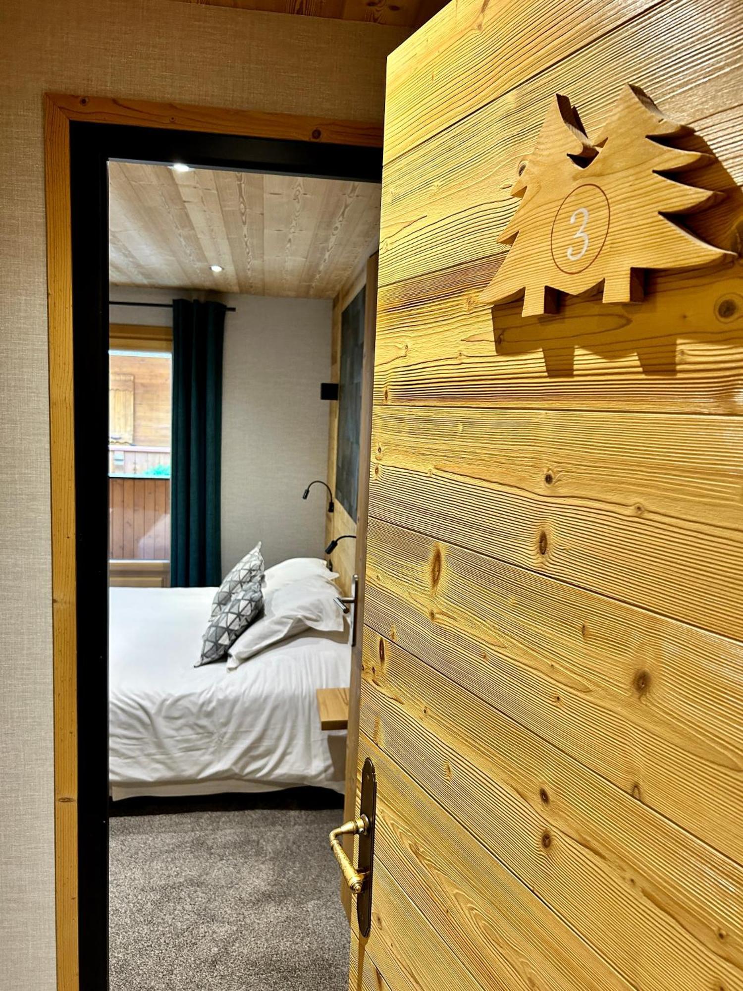 Hotel Hameau Des Prodains -