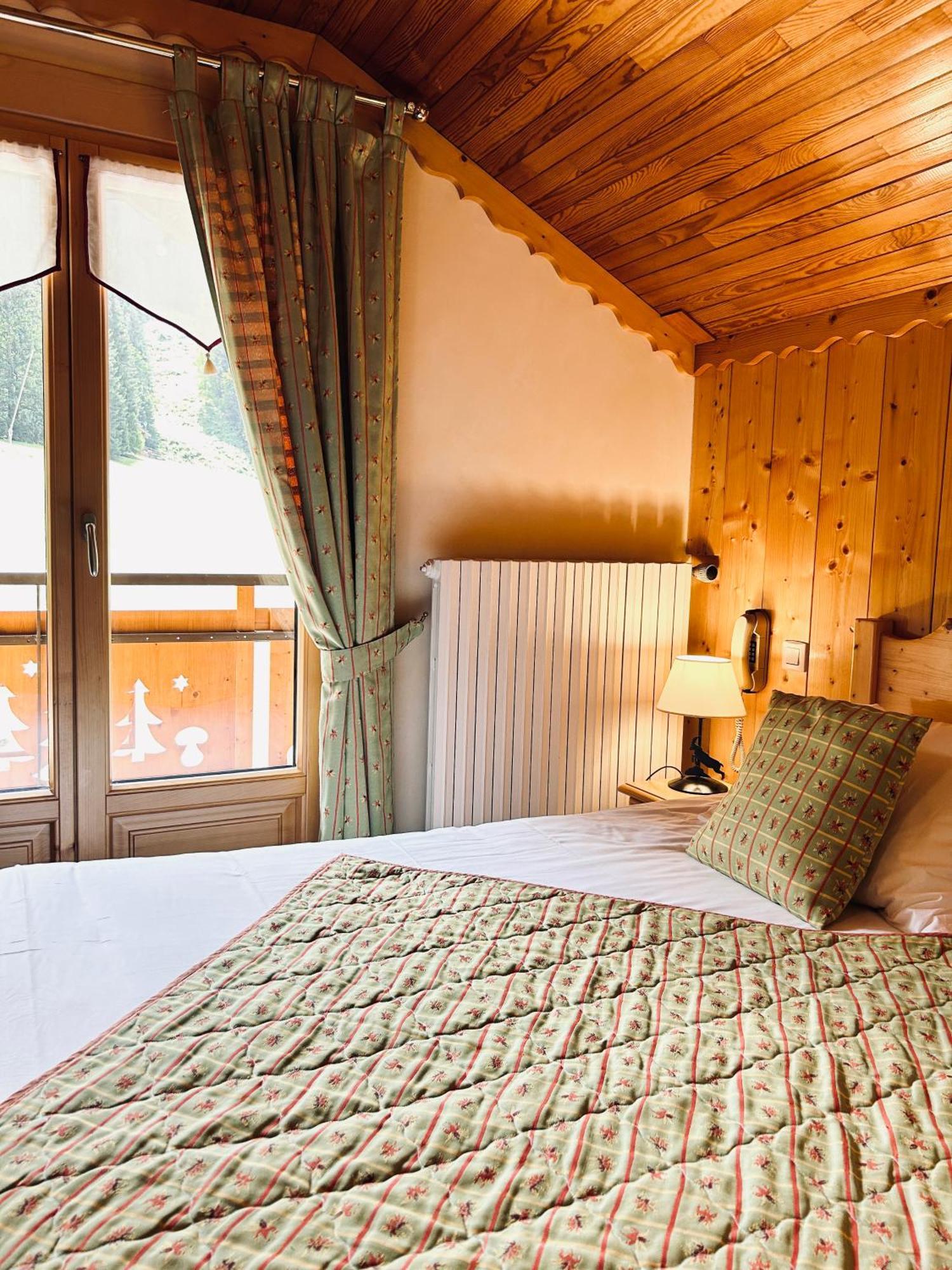 Hotel Hameau Des Prodains -